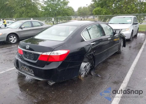 2015 Honda Accord Lx z USA, uszkodzony, nr VIN 1HGCR2F30FA221456